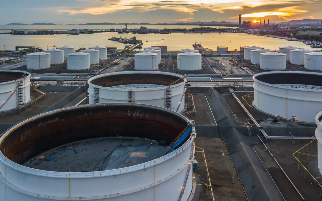 Storage Tanks Lining